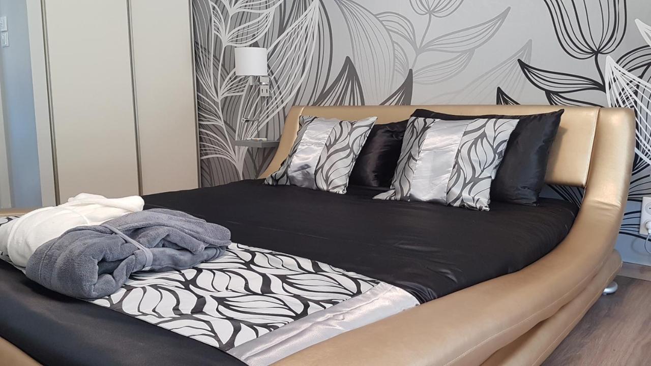 Fred Et Jules Bed & Breakfast Beaulieu-sur-Dordogne Bagian luar foto
