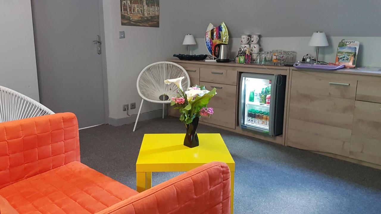 Fred Et Jules Bed & Breakfast Beaulieu-sur-Dordogne Bagian luar foto